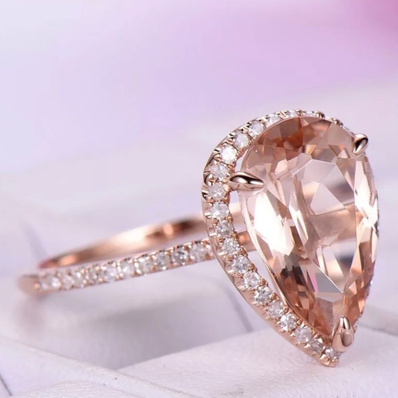 ✨BEST SELLER✨Massive 18K Morganite Ring✨ - Picture 2 of 7